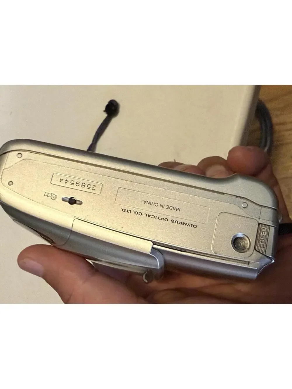 Olympus Infinity Stylus Epic Zoom 80 35mm Film Camera, Not Working ( Read)